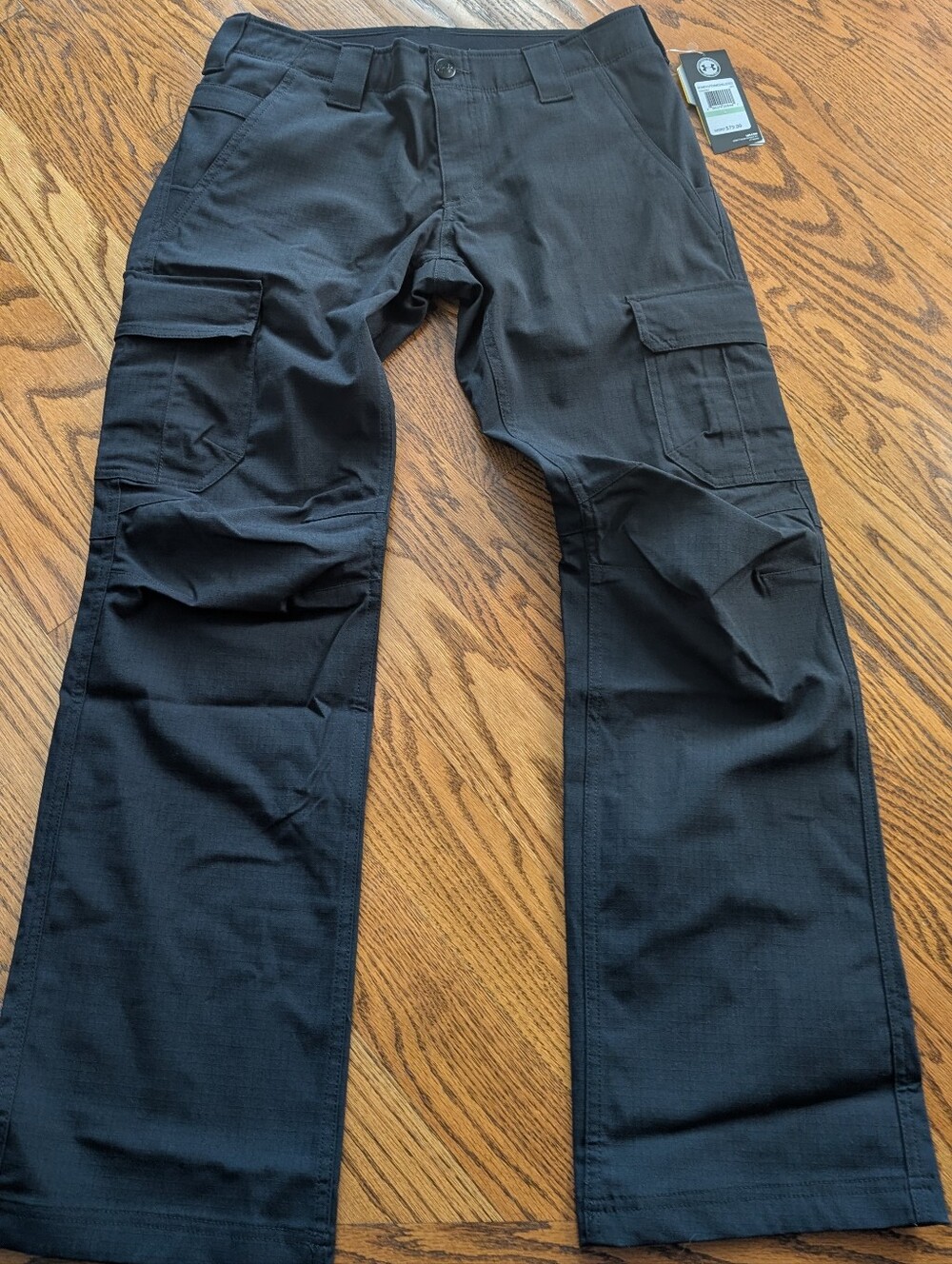 New! Women's Under Armour Water Resistant Storm pants size 8